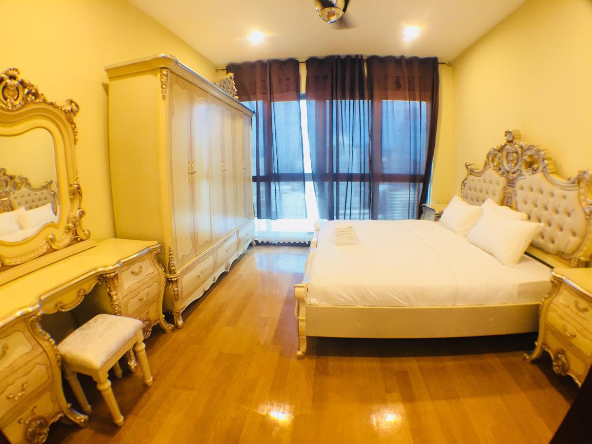 Regalia Suites By Ihost Kuala Lumpur Bagian luar foto