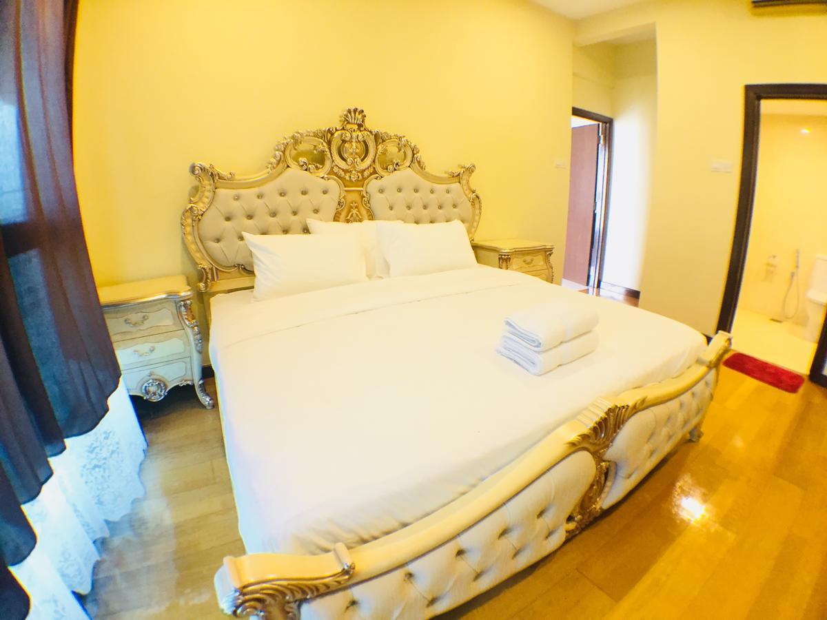 Regalia Suites By Ihost Kuala Lumpur Bagian luar foto
