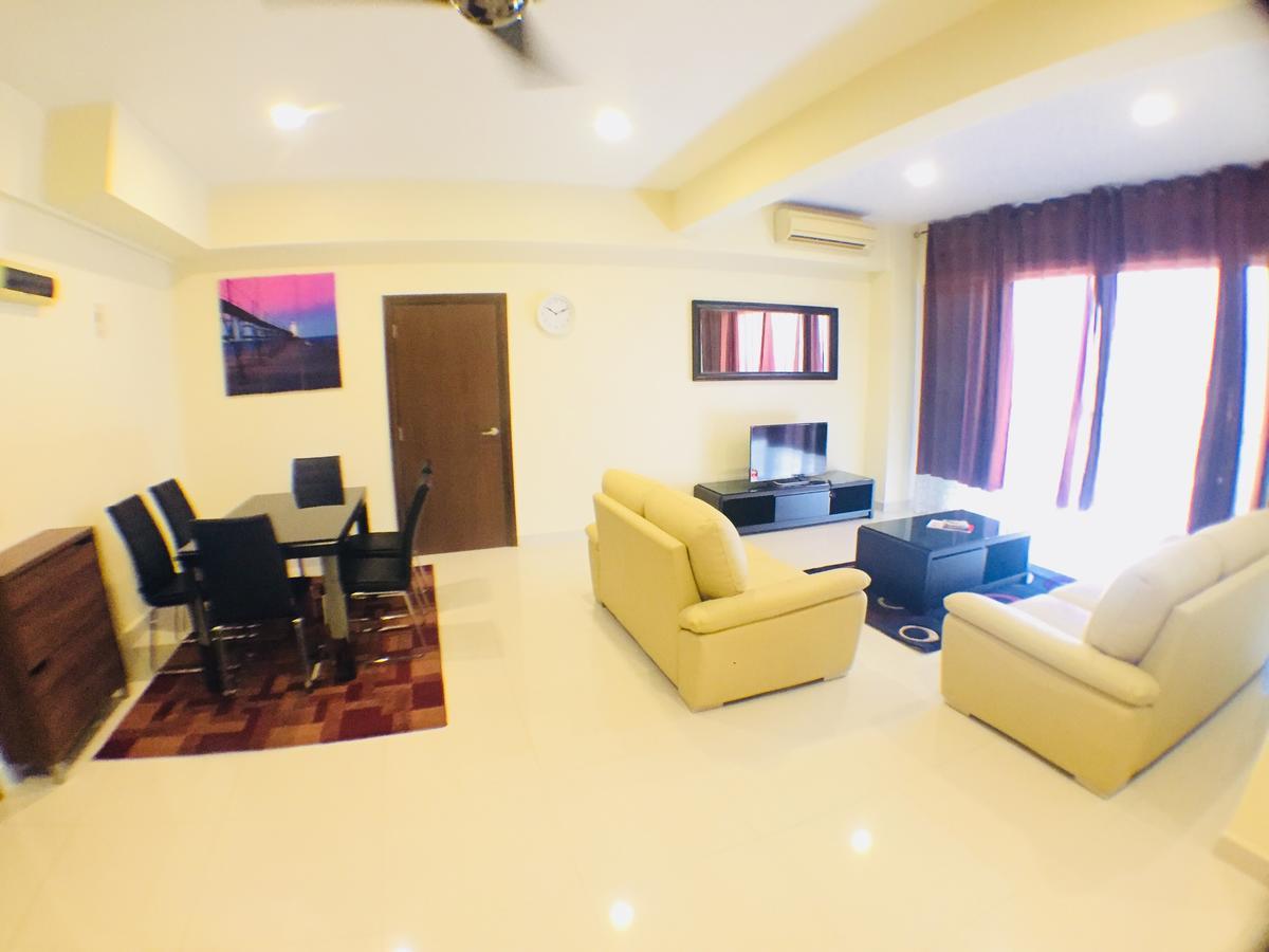 Regalia Suites By Ihost Kuala Lumpur Bagian luar foto